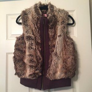 Fur vest